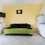 Adriatic Milic Apartment *