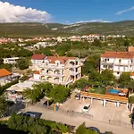 Adriatic Milic Apartment *