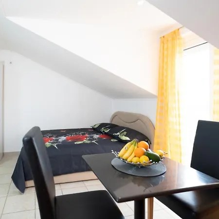 Apartment Adriatic Milic