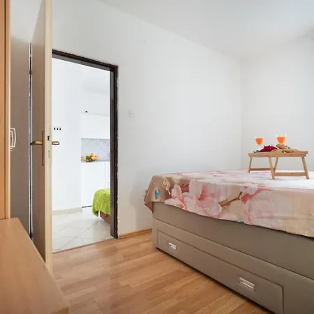 Apartment Adriatic Milic