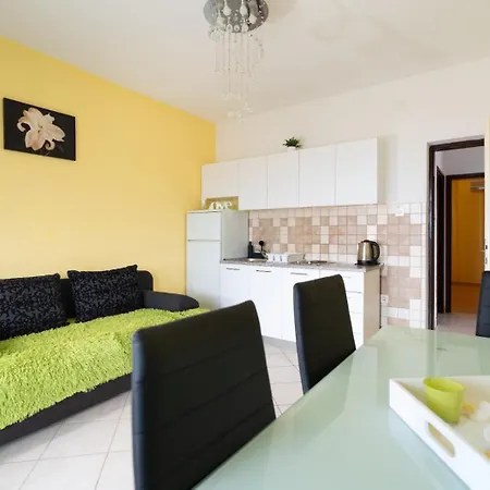 Apartment Adriatic Milic